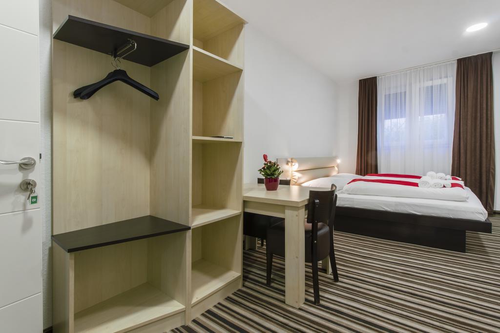 شيبينيك Parkcity Rooms المظهر الخارجي الصورة